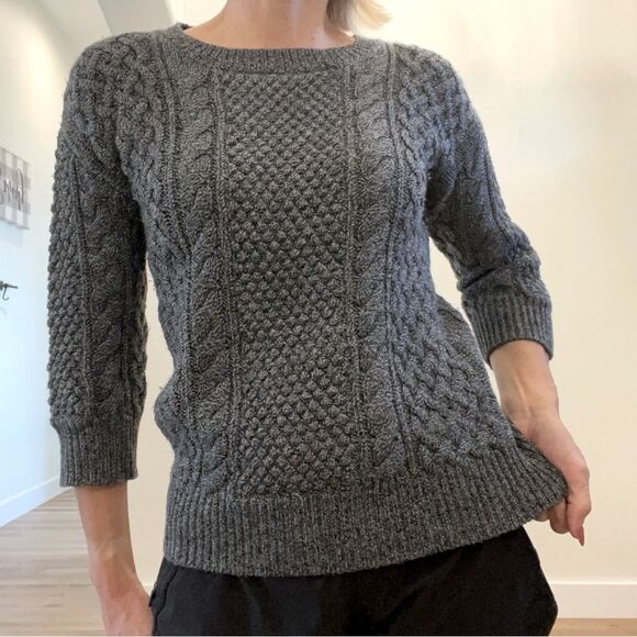 Trina Turk Merino Wool Cable Knit 3/4 Sleeve Sweater in Dark Grey size P (small) - Picture 3 of 9